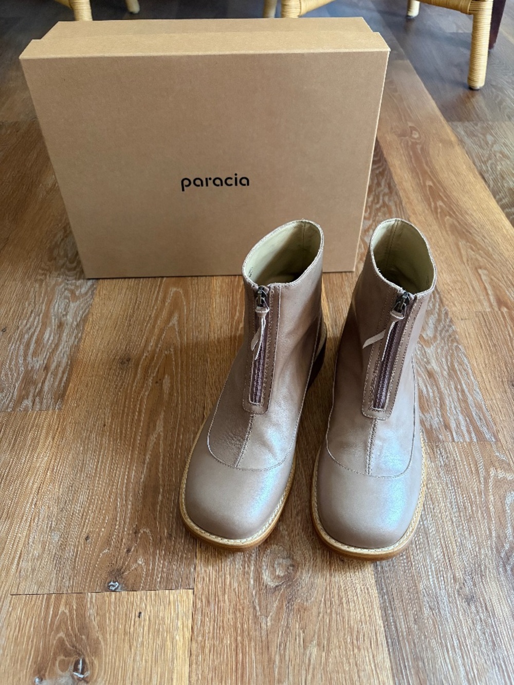 Paracia Cove Boot Oil Nappa Taupe Size 40